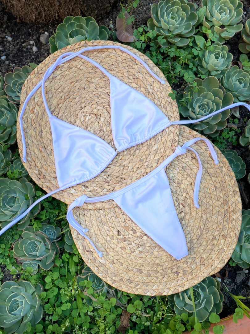 VESTIDOS DE BAÑOS BRONCEADORES